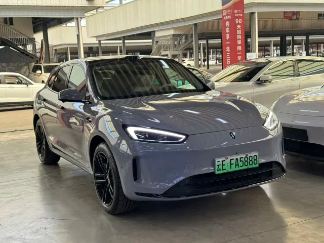 Aito M5 — Фото автомобиля 3