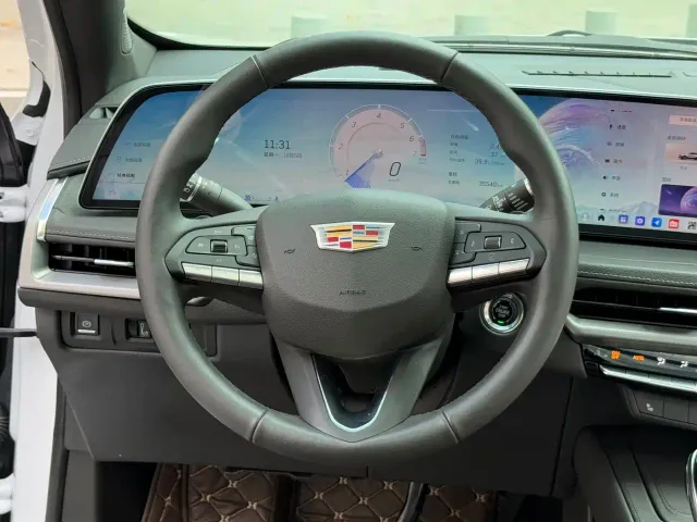 Cadillac XT4 — Фото автомобиля 22