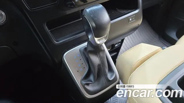 Hyundai Staria — Фото автомобиля 9