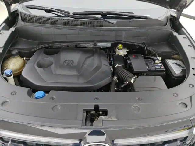 Changan CS35 Plus — Фото автомобиля 10
