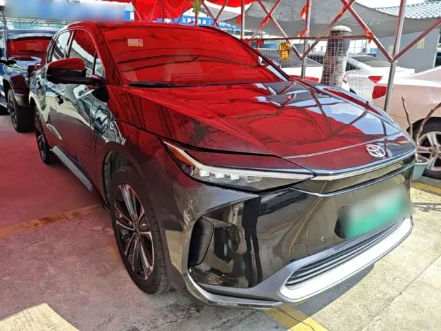 Toyota GAC bZ4X — Фото автомобиля 3