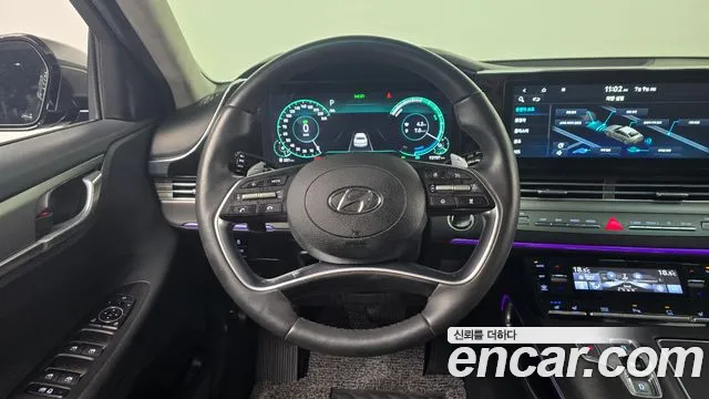 Hyundai Grandeur — Фото автомобиля 12