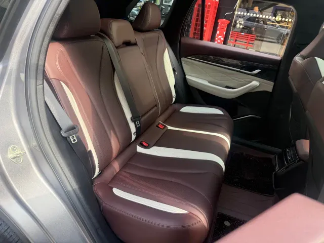 Geely Xingyue L — Фото автомобиля 26