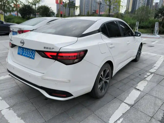 Nissan Sylphy — Фото автомобиля 3