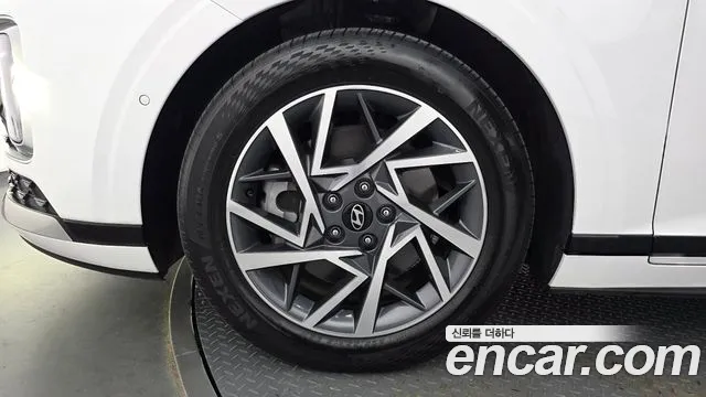 Hyundai Grandeur GN7 — Фото автомобиля 5