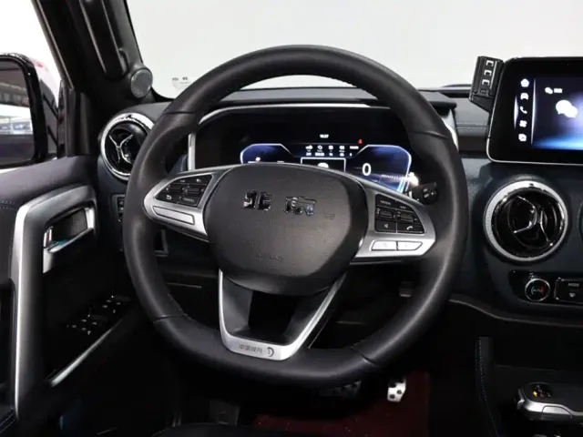 BAIC BJ40 — Фото автомобиля 13