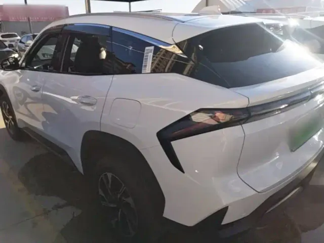 Geely Galaxy L7 — Фото автомобиля 4