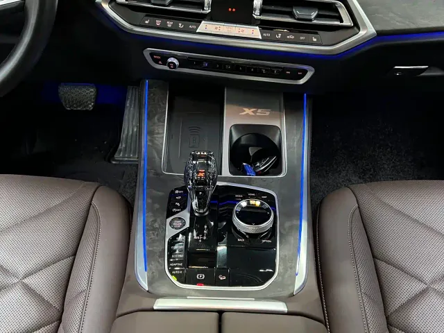 BMW X5 — Фото автомобиля 7