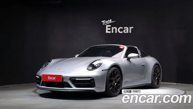 Фотография автомобиля — Porsche 911 992