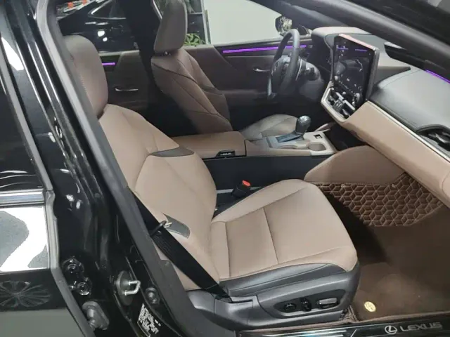 Lexus Lexus ES 2025 300h Ultimate Edition — Фото автомобиля 24