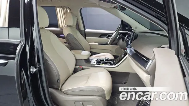 Kia Canival Carnival 4 поколение Бензин 9 мест Hi-Limousine — Фото автомобиля 3