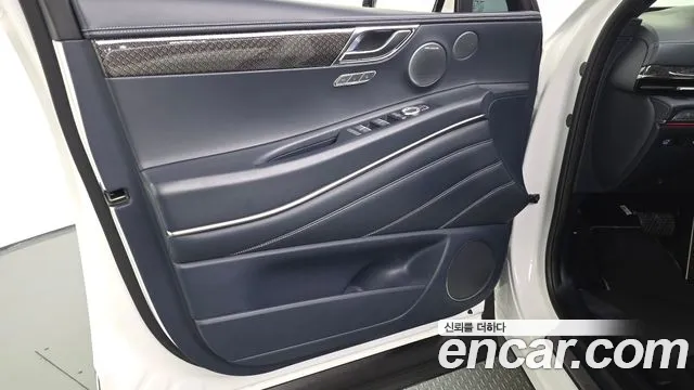 Genesis GV80 — Фото автомобиля 20