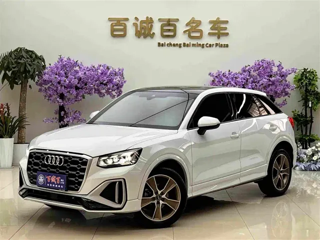 Фотография автомобиля — Audi Q2L