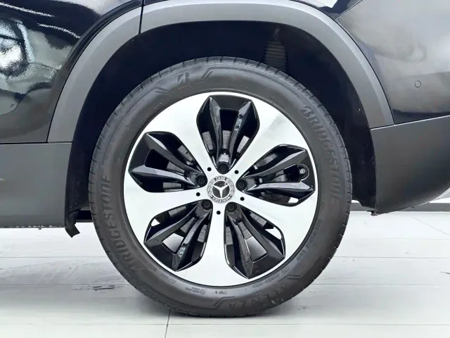Mercedes-Benz GLB-Class — Фото автомобиля 16