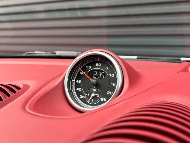 Porsche 718 — Фото автомобиля 7