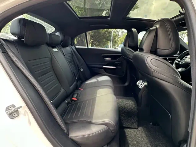 Mercedes-Benz C-Class — Фото автомобиля 5