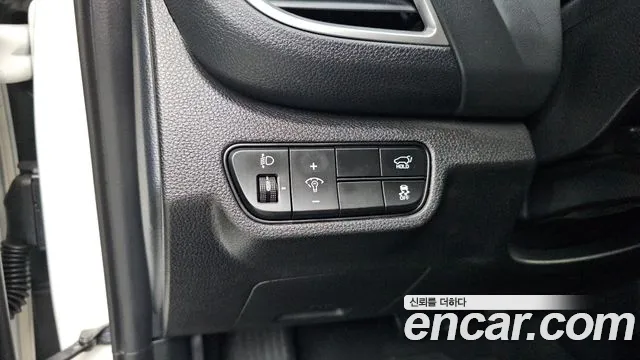 Kia Seltos New — Фото автомобиля 21