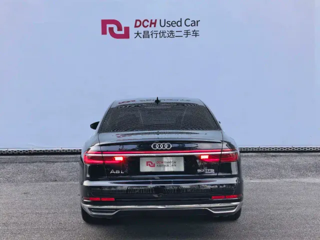 Audi Audi A8 2022 A8L 50 TFSI quattro Comfort Collector's Edition — Фото автомобиля 5
