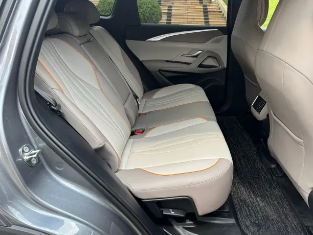 BYD Song Pro — Фото автомобиля 16