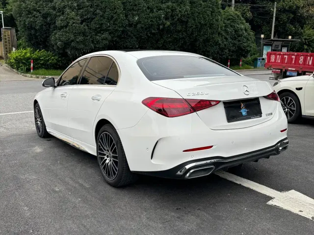 Mercedes-Benz C-Class — Фото автомобиля 16