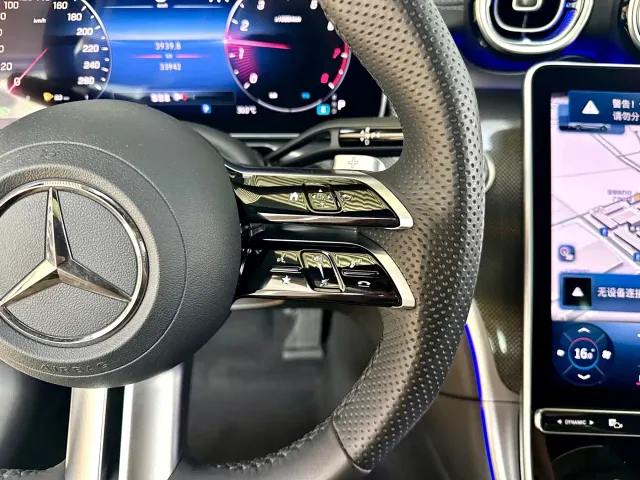 Mercedes-Benz C-Class — Фото автомобиля 16