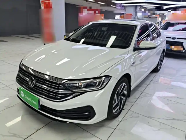 Фотография автомобиля — Volkswagen Sagitar