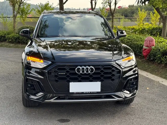 Audi Q5L — Фото автомобиля 13
