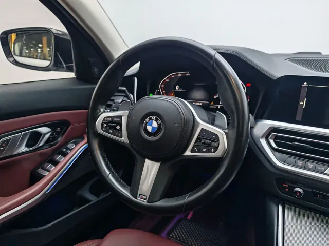 BMW 3 Series — Фото автомобиля 16
