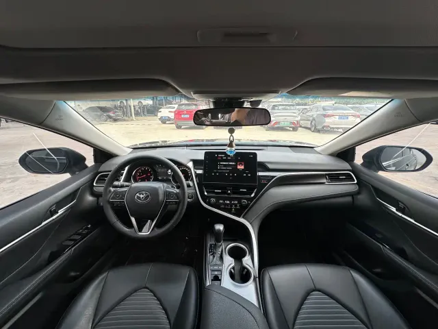 Toyota Camry — Фото автомобиля 16
