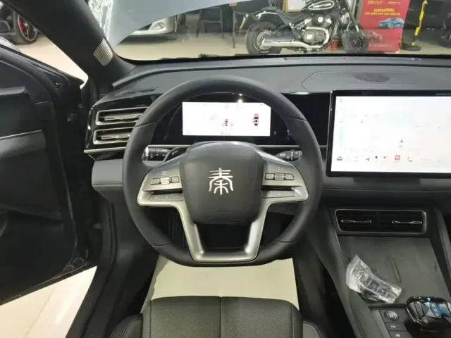 BYD Qin L — Фото автомобиля 6