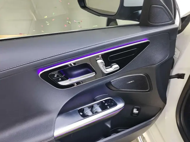 Mercedes-Benz C-Class — Фото автомобиля 8