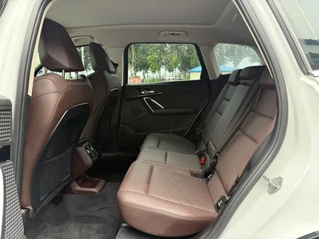 BMW X1 — Фото автомобиля 4