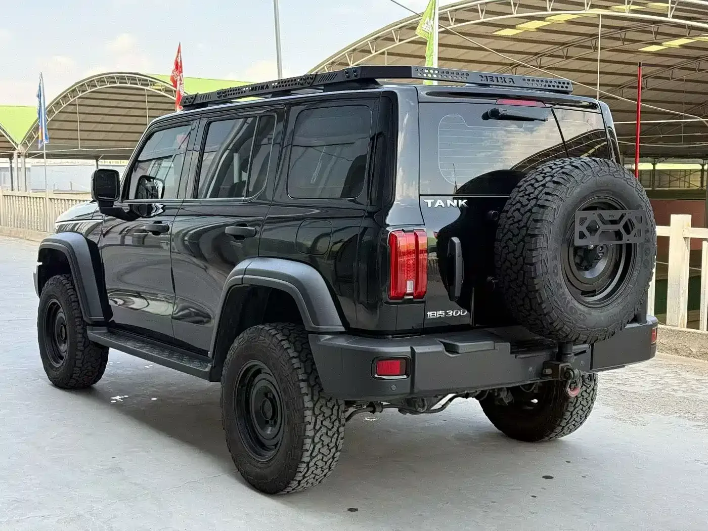 Tank Tank 300 2023 Off-Road Edition 2.0T Conqueror — Фото автомобиля 4