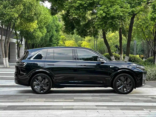 Li Auto L7 — Фото автомобиля 5