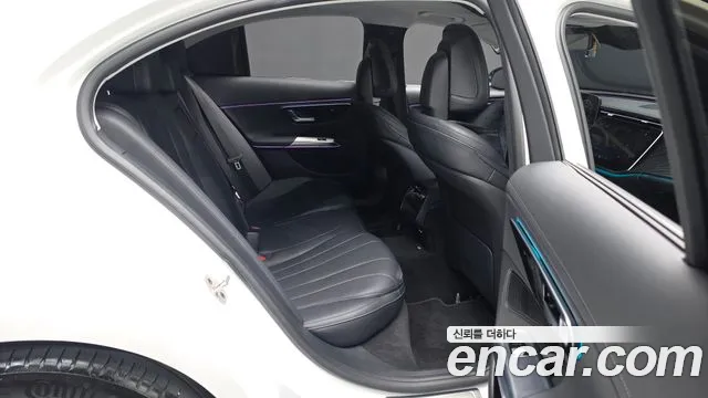 Mercedes-Benz E-Class W214 — Фото автомобиля 18