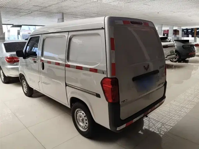 Wuling Zhiguang — Фото автомобиля 4