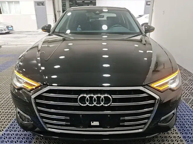 Audi A6L — Фото автомобиля 2