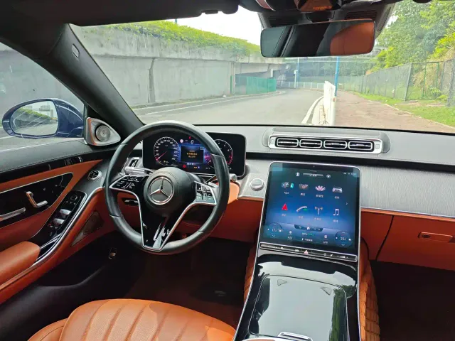 Mercedes-Benz S-Class — Фото автомобиля 10