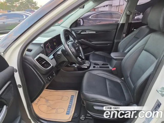 Kia Seltos — Фото автомобиля 17
