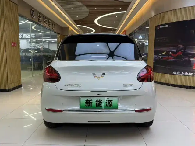 Wuling Bingo — Фото автомобиля 8