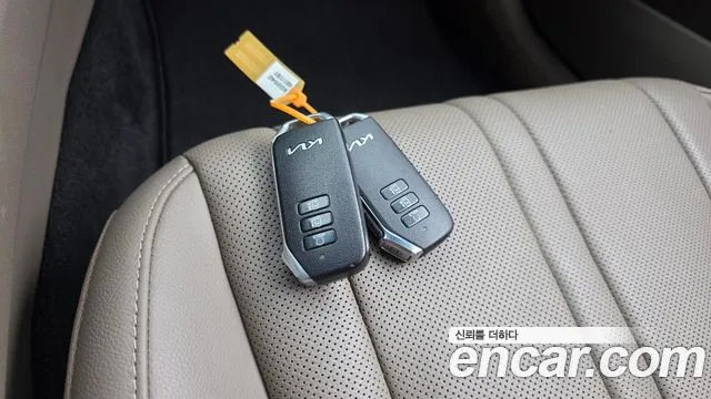 Kia K8 Hybrid — Фото автомобиля 16