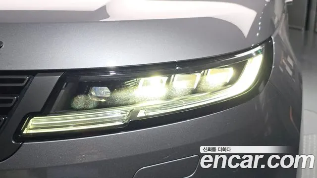 Land Rover Range Rover Sport — Фото автомобиля 17