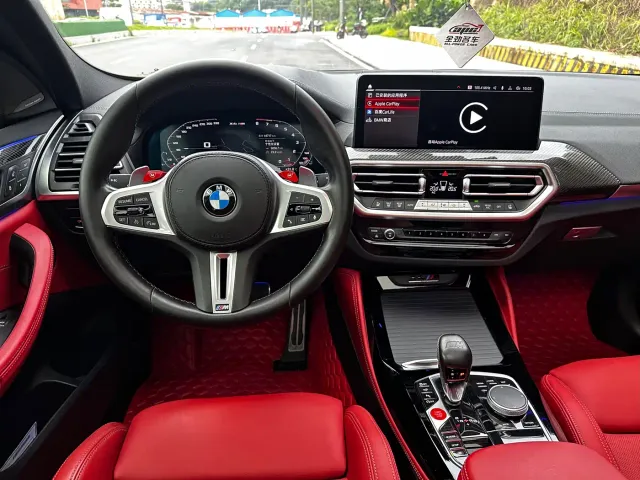 BMW X4 M — Фото автомобиля 10