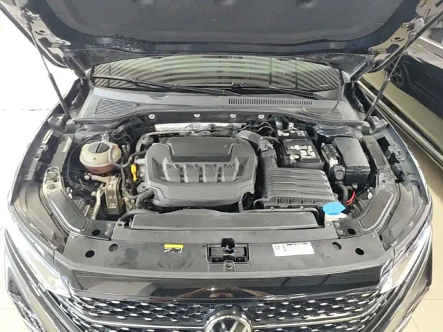 Volkswagen Passat — Фото автомобиля 19