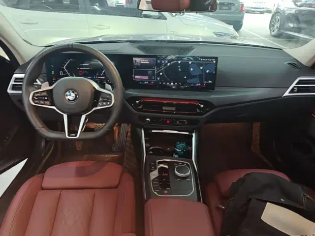 BMW 3 Series — Фото автомобиля 9