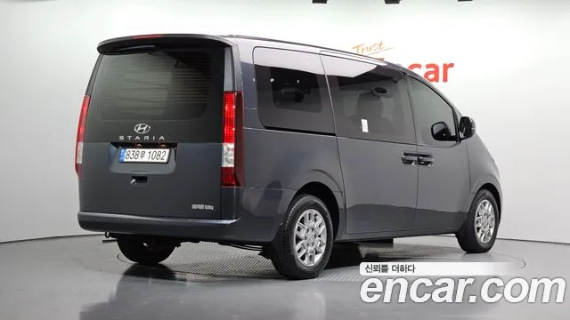 Hyundai Staria Staria Карго 5 мест — Фото автомобиля 2