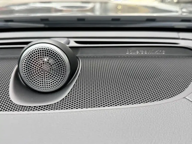 Volvo S90 — Фото автомобиля 20