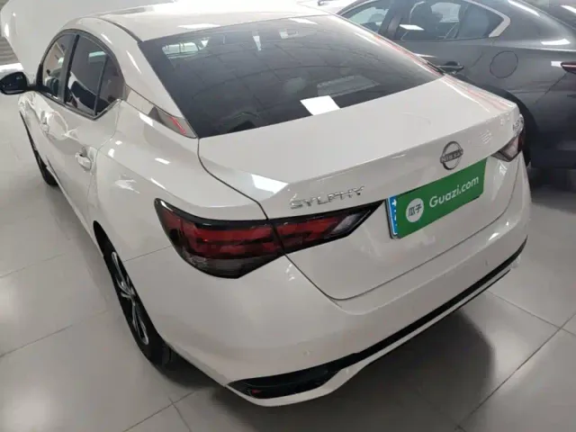 Nissan Sylphy — Фото автомобиля 4