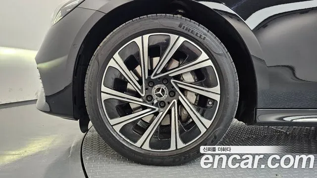 Mercedes-Benz E-Class W214 — Фото автомобиля 5