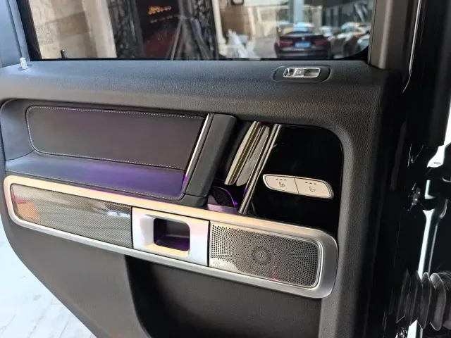 Mercedes-Benz G-Class — Фото автомобиля 20